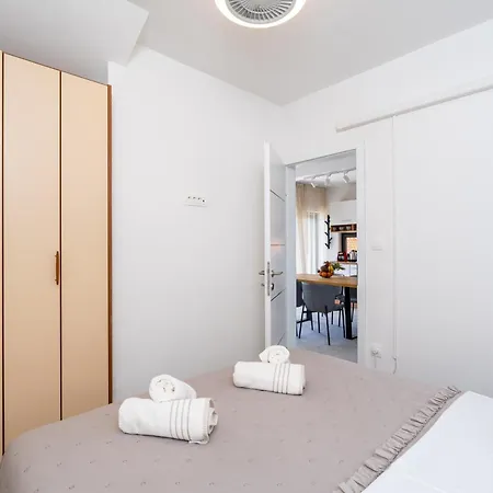 Superior Fiva With Sea View, Pool And Free Parking Apartamento *