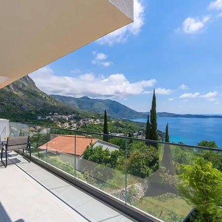 Superior Fiva With Sea View, Pool And Free Parking Apartamento Mlini