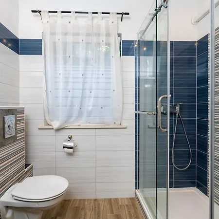 Superior Fiva With Sea View, Pool And Free Parking *