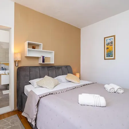 Superior Fiva With Sea View, Pool And Free Parking *