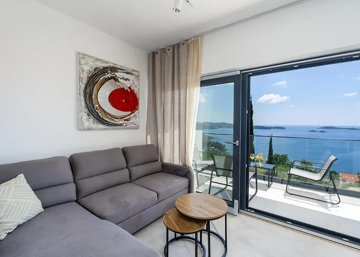 Superior Fiva With Sea View, Pool And Free Parking *