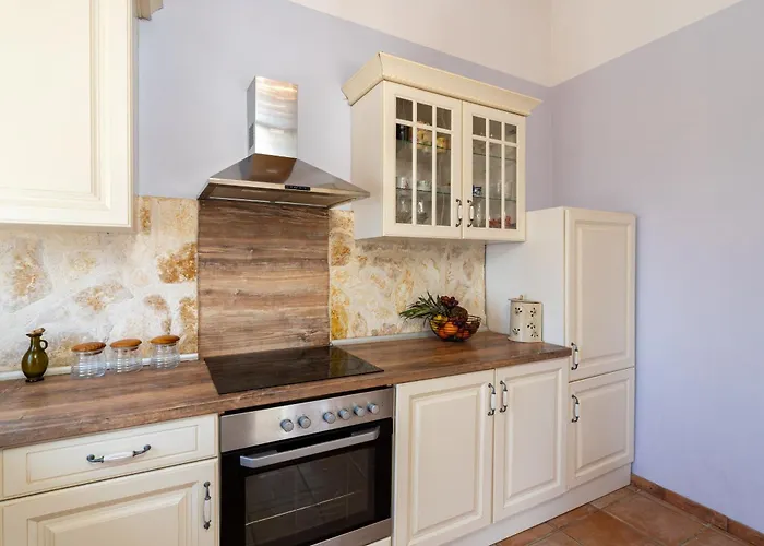 Superior Fiva With Sea View, Pool And Free Parking Apartmán Mlini