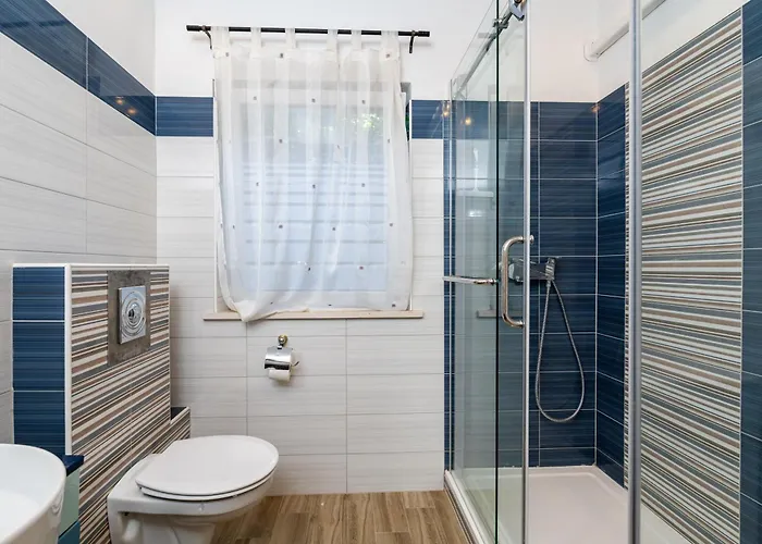 Superior Fiva With Sea View, Pool And Free Parking *