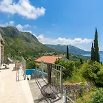Superior Fiva With Sea View, Pool And Free Parking Appartement
