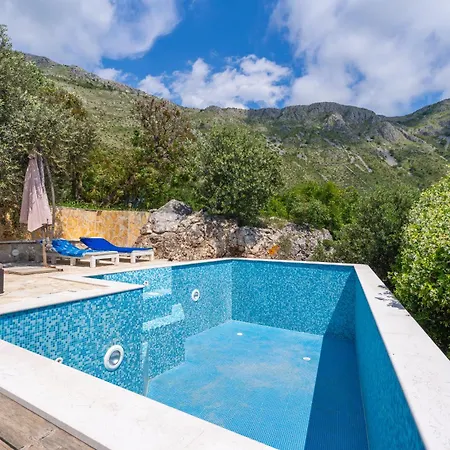 Superior Fiva With Sea View, Pool And Free Parking *