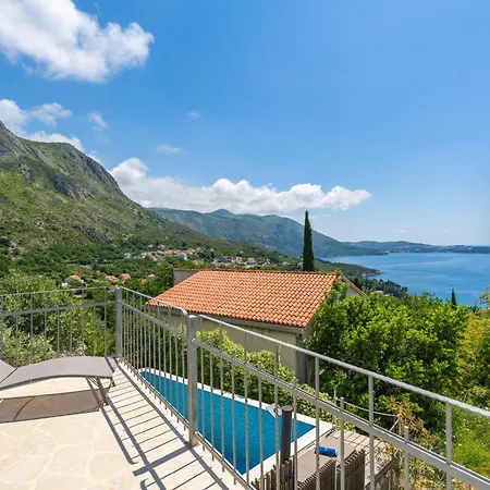 Apartman Superior Fiva With Sea View, Pool And Free Parking