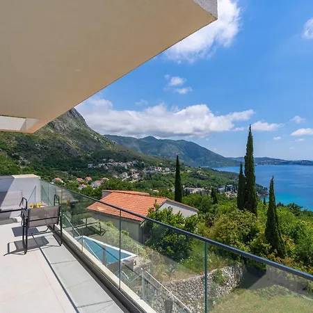 Superior Fiva With Sea View, Pool And Free Parking * Mlini