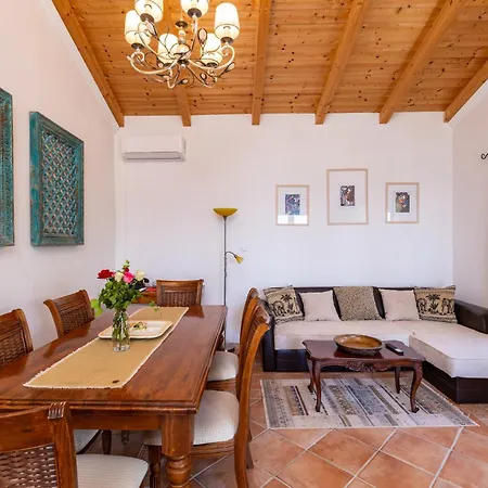 Superior Fiva With Sea View, Pool And Free Parking Apartman Mlini