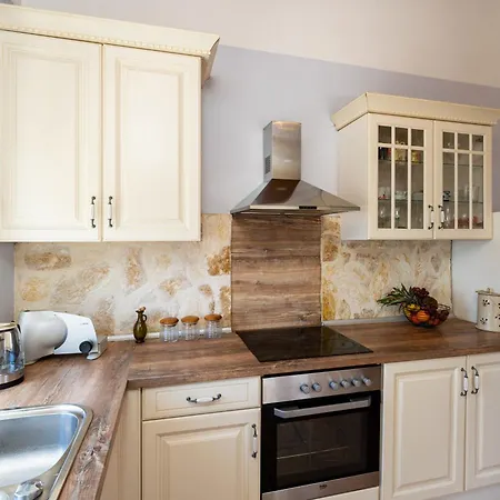 Superior Fiva With Sea View, Pool And Free Parking