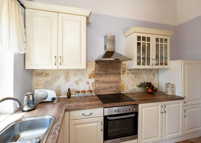 Superior Fiva With Sea View, Pool And Free Parking