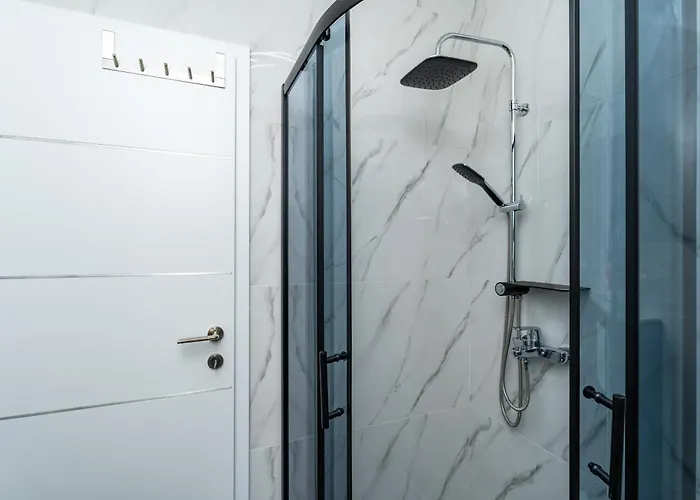 アパート Superior Fiva With Sea View, Pool And Free Parking *